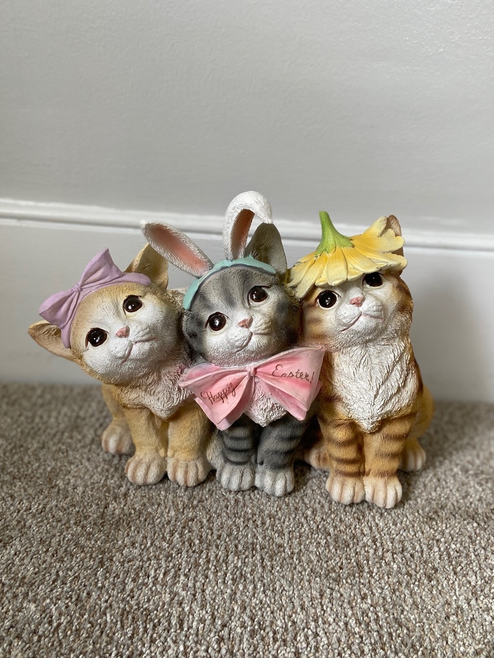 NWT Humane Society Easter Cats Kitty Trio Spring Resin Decor